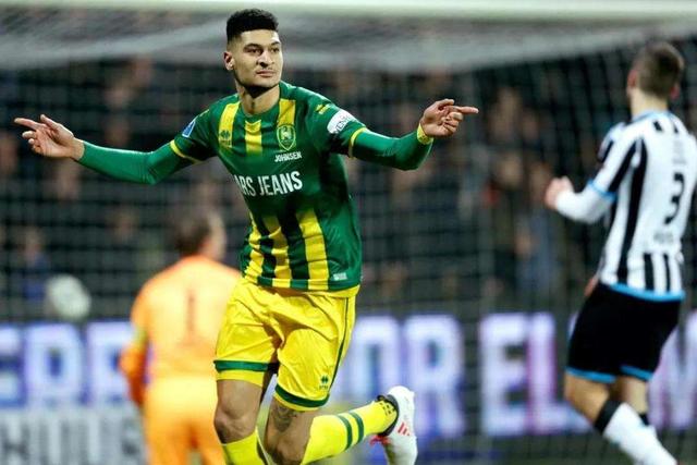 东契奇三双独行侠擒猛龙7连胜 活塞力克尼克斯