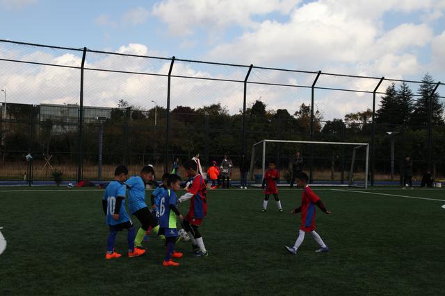 热火大胜活塞止4连败 三巨头49分太阳胜黄蜂