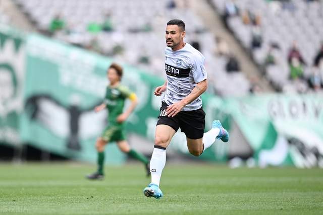 赵睿:想跟世界强队拼一拼 需要保持48分钟强度