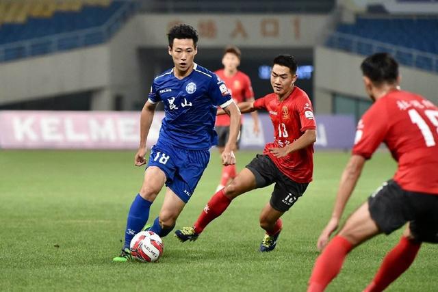 阿莫林执教曼联11场联赛 3胜2平6负排名联赛13位