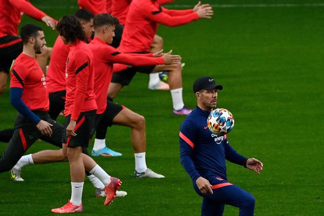 NBA全明星技巧挑战赛:哈利伯顿率步行者队夺冠